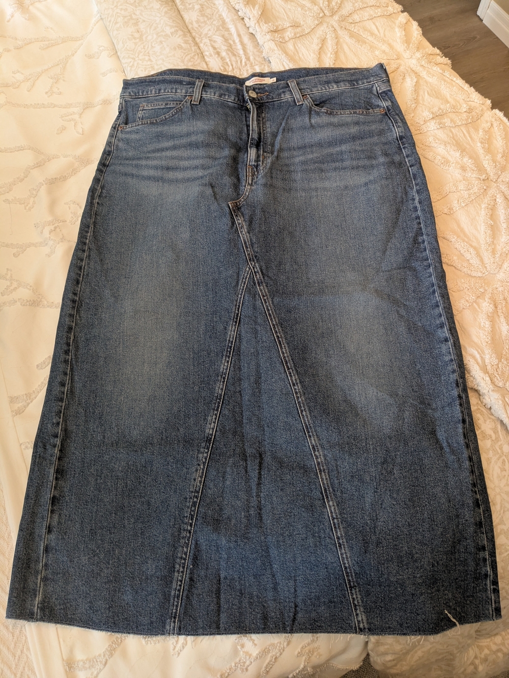 Levi's Dark Blue Straight Leg Denim Skirt